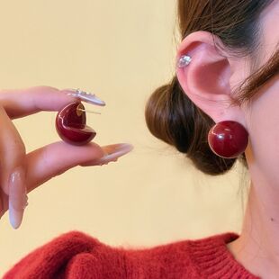 【蜜桃茶】氛围新年~红色珍珠大耳钉高级感复古显白气质过年耳饰