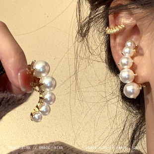 大嫂同款耳环女高级感小众设计珍珠耳钉2023年新款潮耳饰气质独特