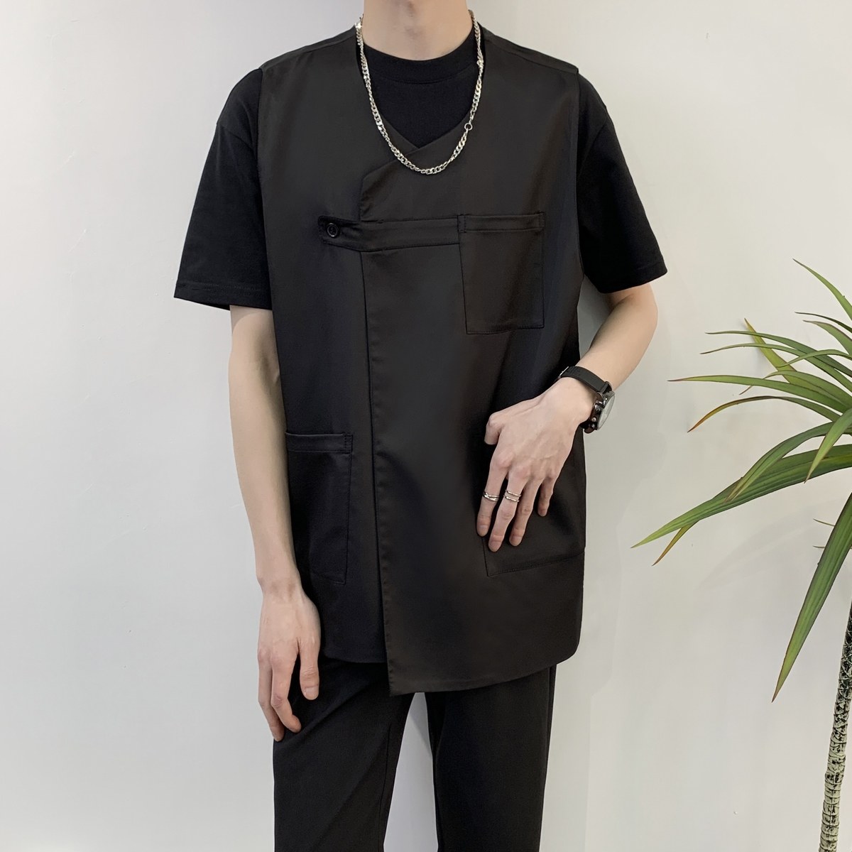 714A-M3050P45控69/2025春季新款男女发型师工作服马甲餐厅奶茶店图片