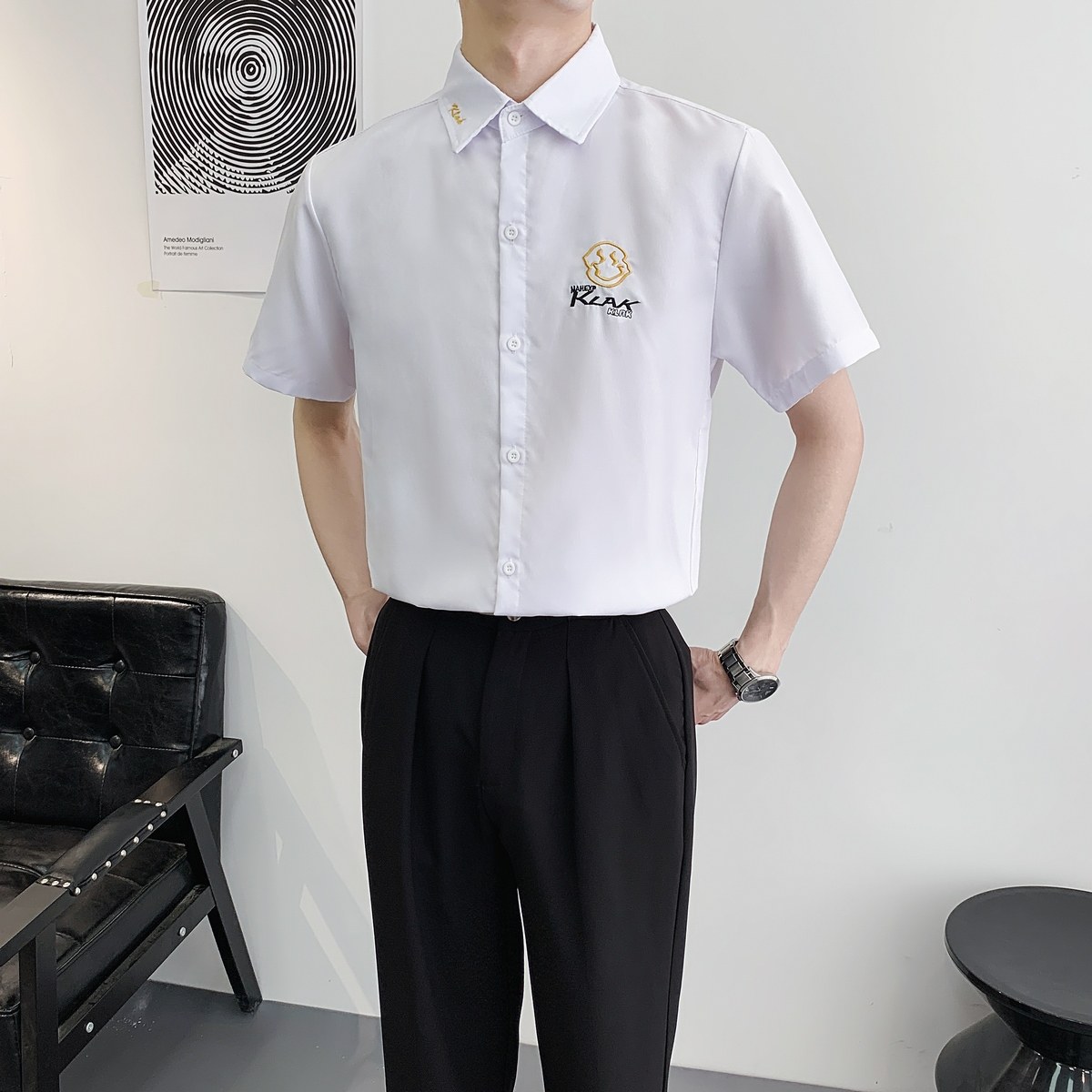 714A-C661P40控59/2025夏季新款男士校园风短袖衬衫白衬衣潮图片