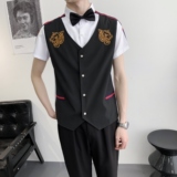 白色