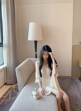 Yumeo钰 栀子白柔～飘飘拼接斗篷上衣