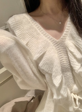 Yumeo钰 奶油栀子～高支马海毛荷叶边羊毛针织上衣