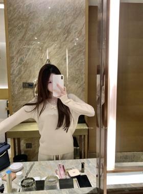 Yumeo钰 12/8 甜心少女～100羊毛V领针织打底蝴蝶毛衣