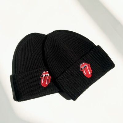 羊毛帽子刺绣血牙保暖御寒冷帽