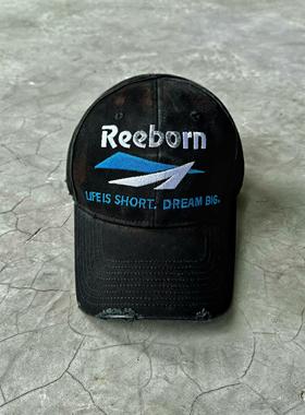 False Perception Reeborn刺绣Logo 棉 鸭舌帽 水洗黑