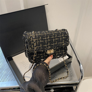 包包上班通勤小挎包女百搭休闲单肩斜挎包包百搭简约链条斜挎女包