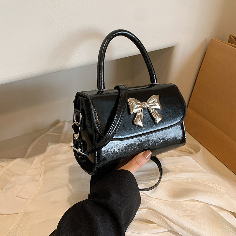 女士包包2026轻奢妈妈包新款大容量高级斜挎包女手提包通勤单肩包