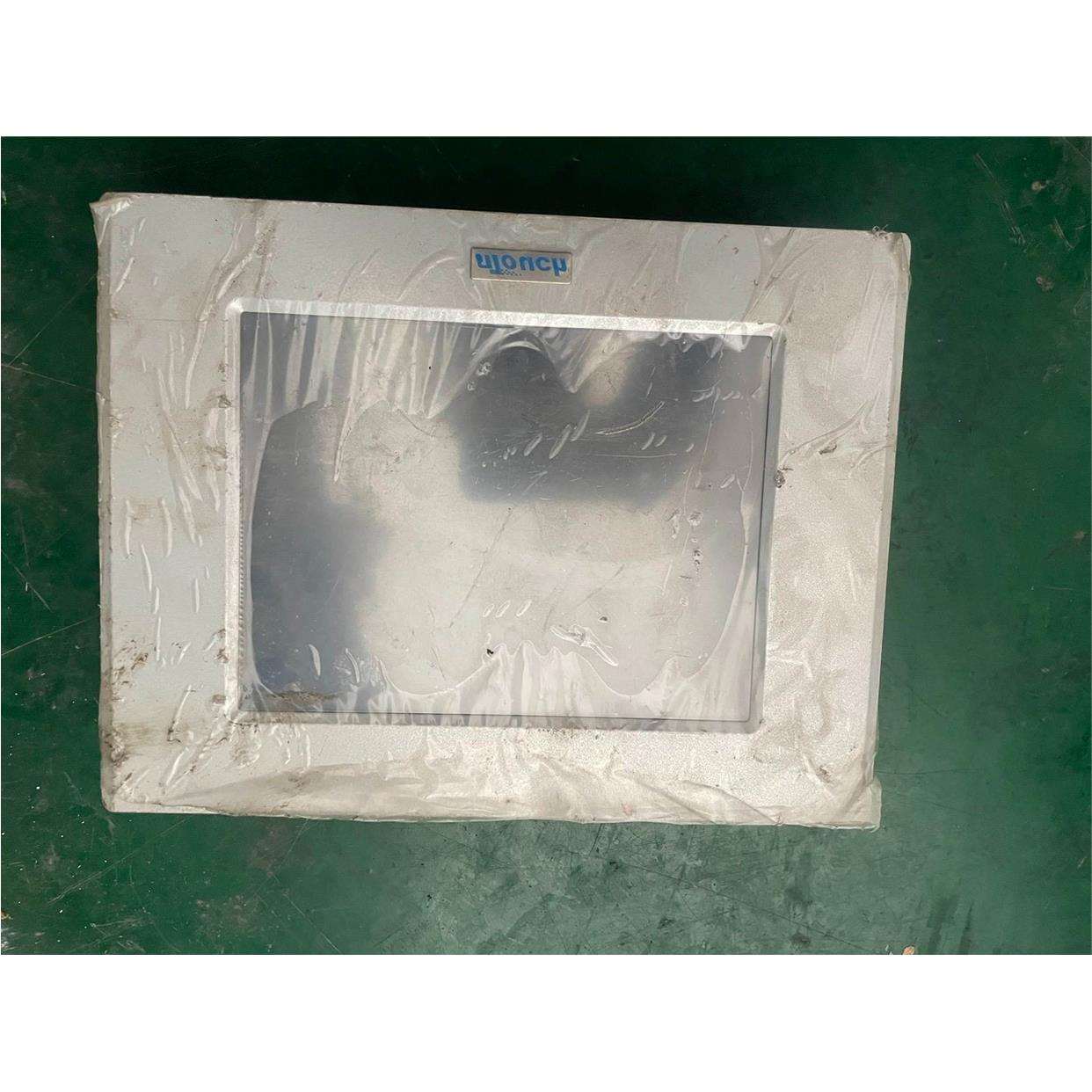 议价直拍不发：非标价一体嵌入式化工控机：TPC105-TC22H，成色新