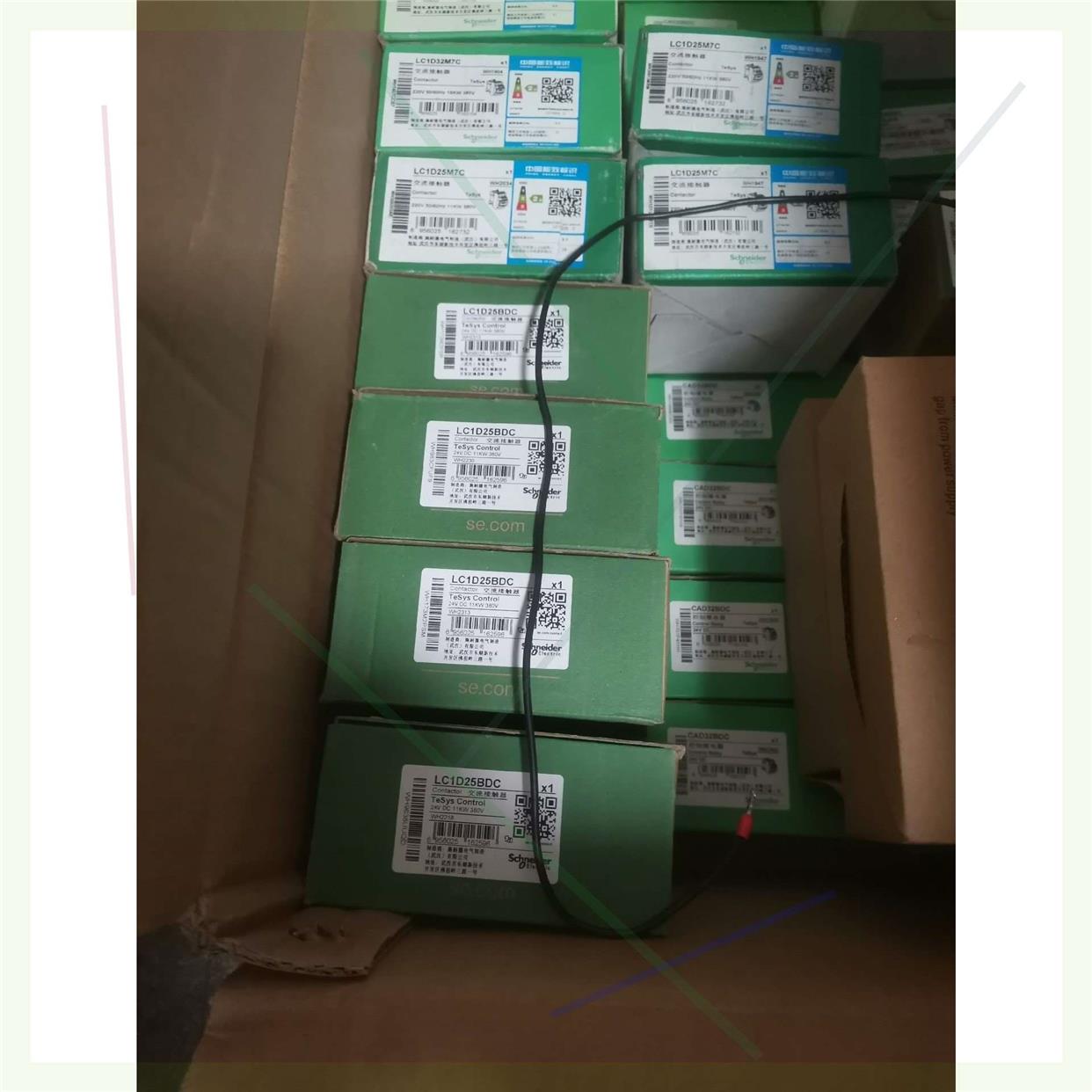 议价直拍不发：LC1D25BDC施耐德直流接触器