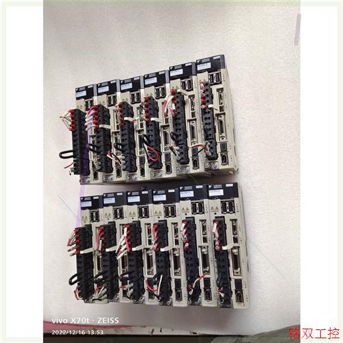 议价直拍不发:安川五系M2总线型100W驱动器SGDV-R90A11B