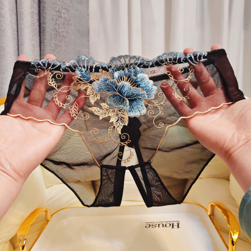 爆款刺绣国风性感内裤薄款镂空无痕胖大码高颜值女三角裤,女士内衣/男士内衣/家居服,男三角内裤,淘宝优惠券,粉丝福利购,淘宝优惠卷