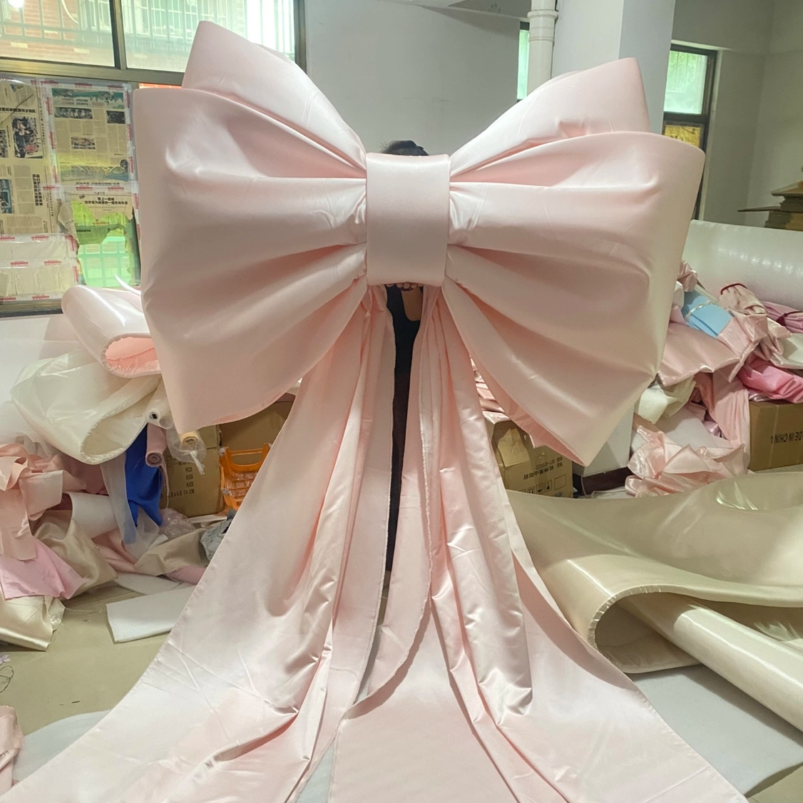 超大巨型粉色蝴蝶结婚庆装饰婚礼布置背景墙生日派对拍照道具橱窗