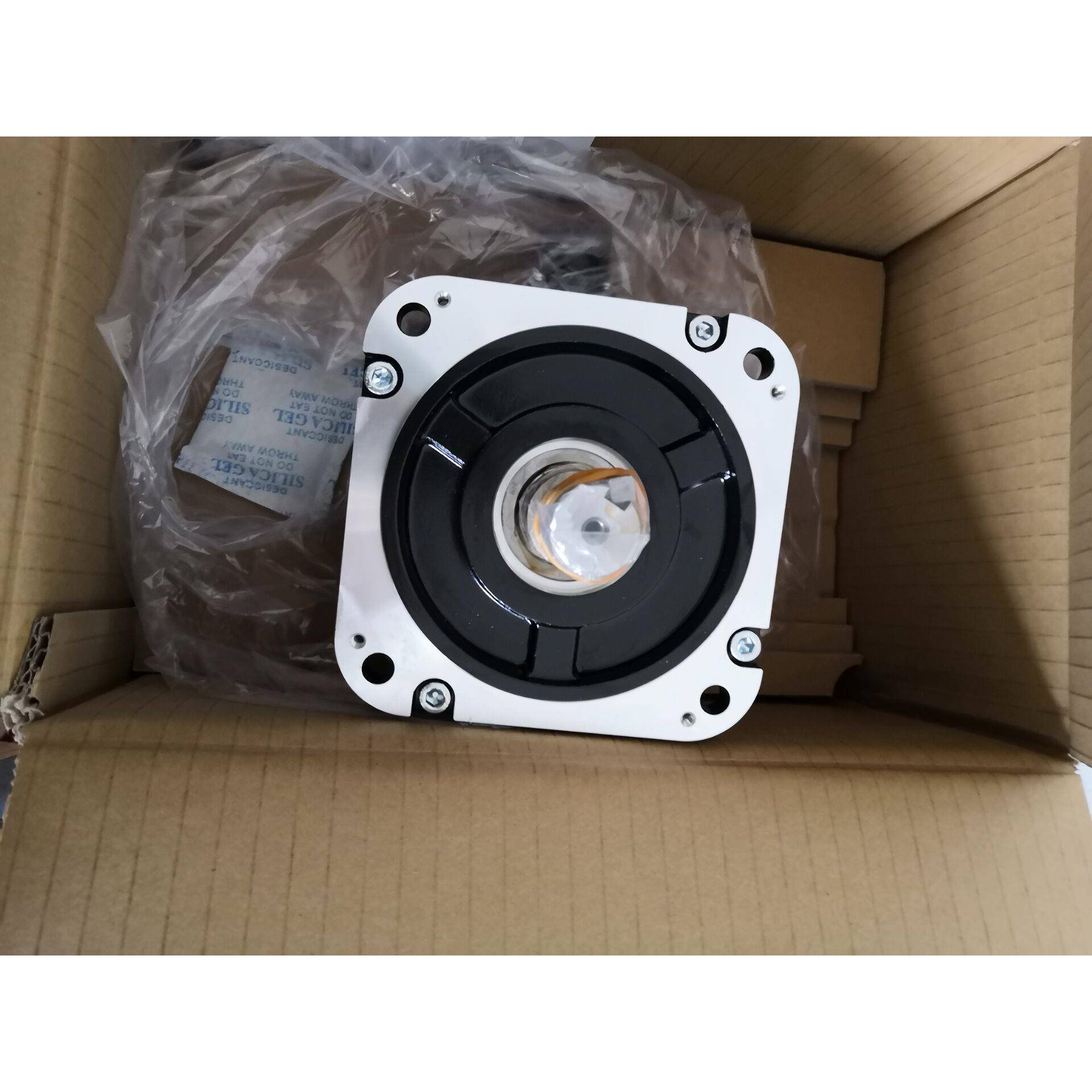 SGMGV-09ADC61/13/20/30/44ADA61 (6C)安川马达全新 质保一年