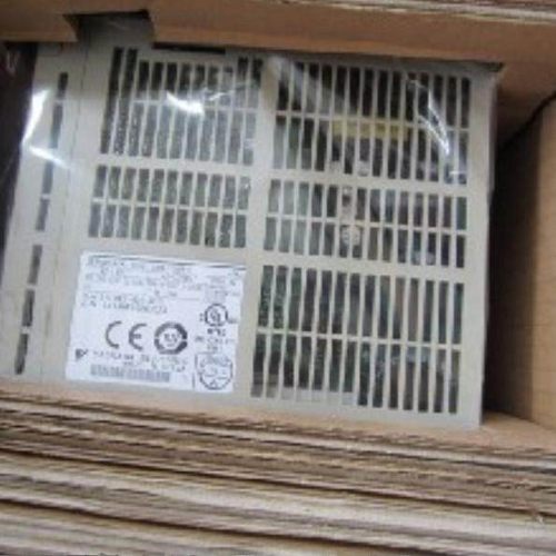 SGDH-A5AE+SGMAH-A5A1A21 安川伺服系列，特价现货质保一年议价