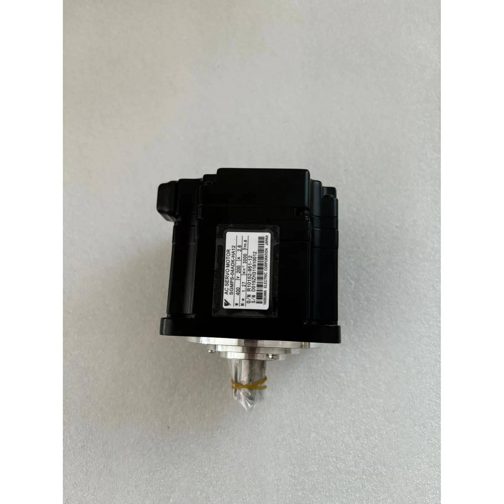 议价伺服马达SGMPS-04ADK-AH12