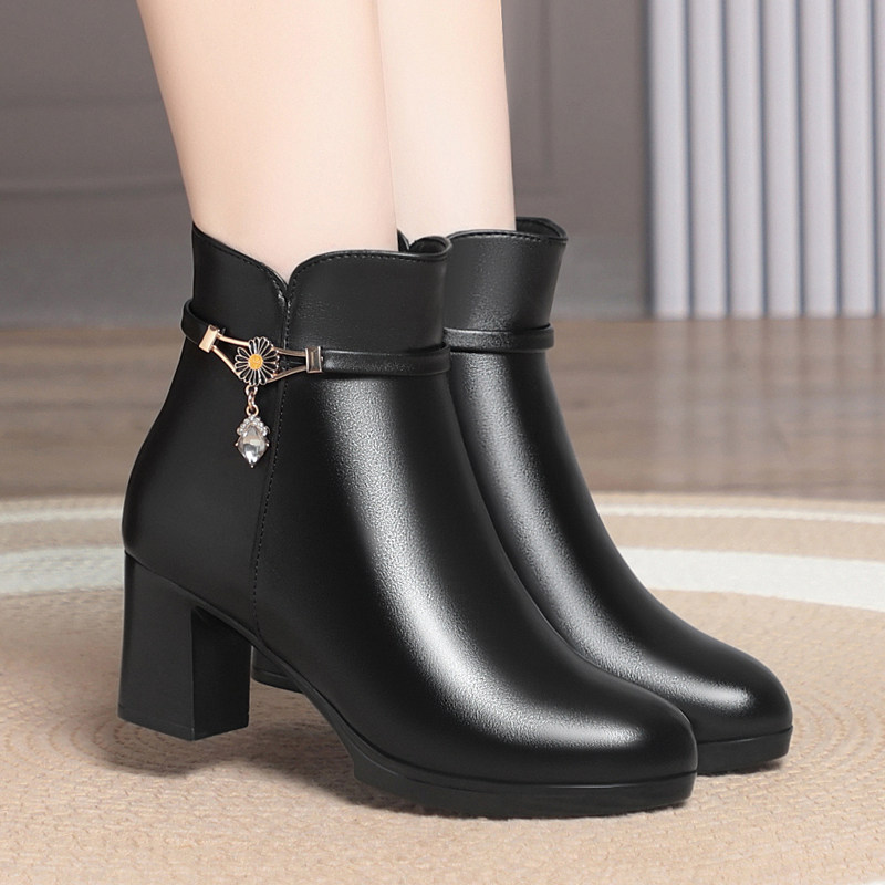 妈妈鞋子棉鞋女软皮软底秋冬短靴女士靴子高跟加绒羊毛棉靴皮鞋,女鞋,时装靴,淘宝优惠券,粉丝福利购,淘宝优惠卷