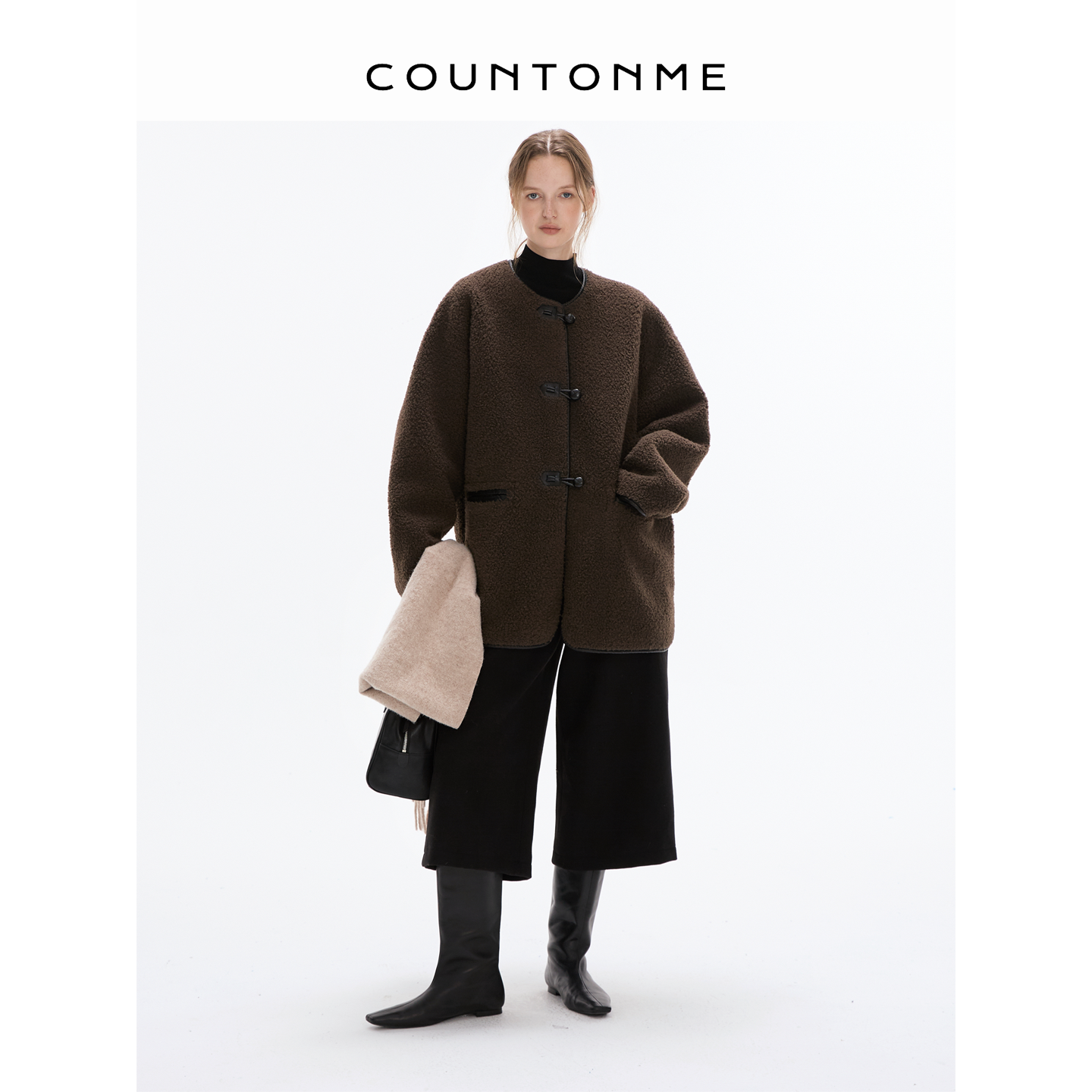 COUNTONME 摩登老钱/圆领皮毛一体廓形慵懒简约羊羔毛皮草外套