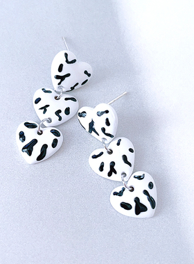 RTZHANG黑白豹纹爱心流苏耳环女2024新款高级感小众独特时尚耳饰