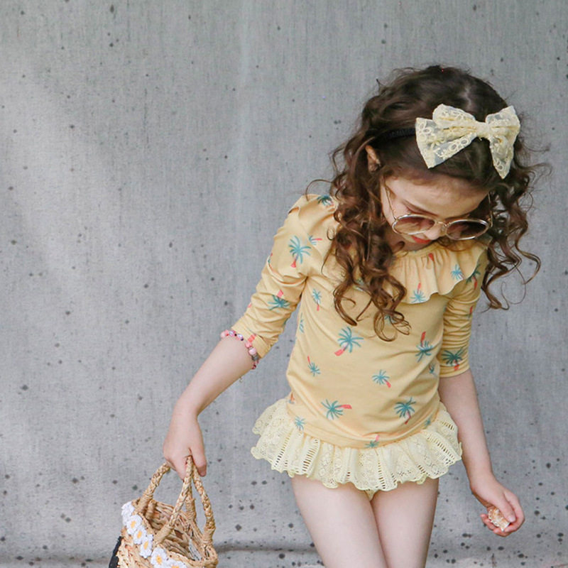 2024夏款草莓珊韩国童装儿童女孩洋气分体带帽泳衣套装现货