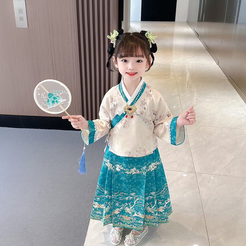 2025女童马面裙公主春秋季汉服女宝宝唐装超仙套裙子春装中国风