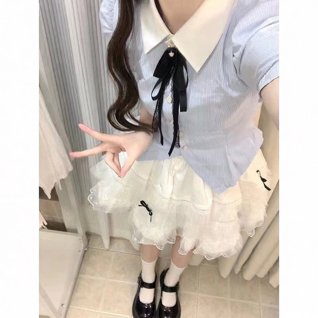 韩系甜美清新减龄撞色Polo领上衣