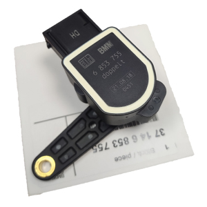 适用奔驰W205 W222车身高度传感器C180 C200 C260 S320 S400 S500