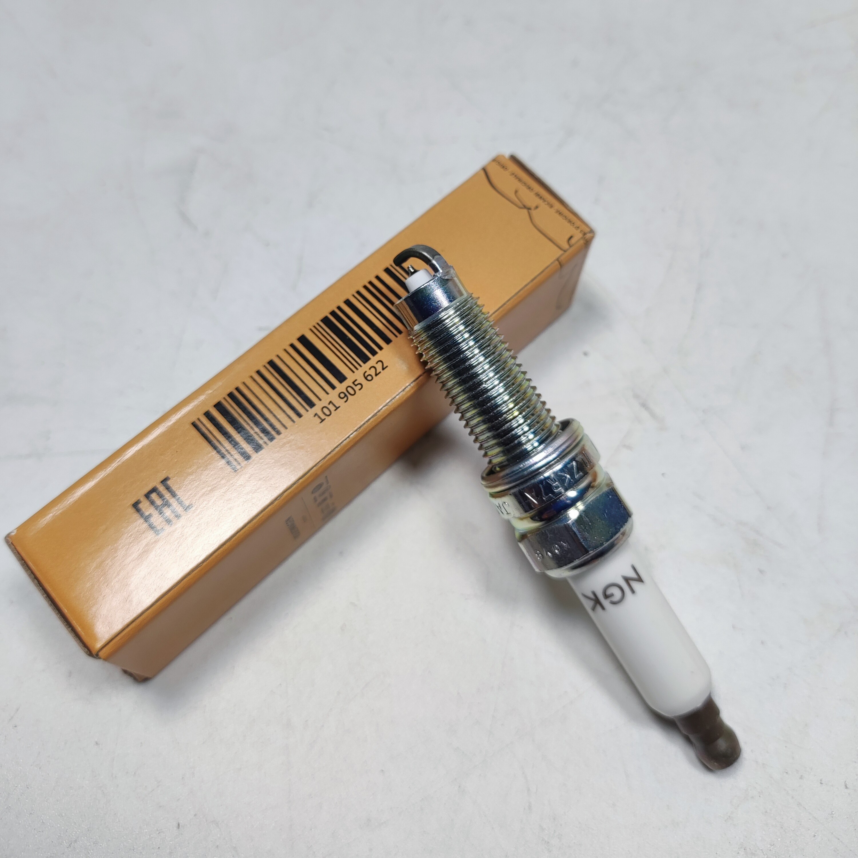 101905622火花塞途锐辉腾奥迪Q7 CC3.6德国进口火花塞101905622