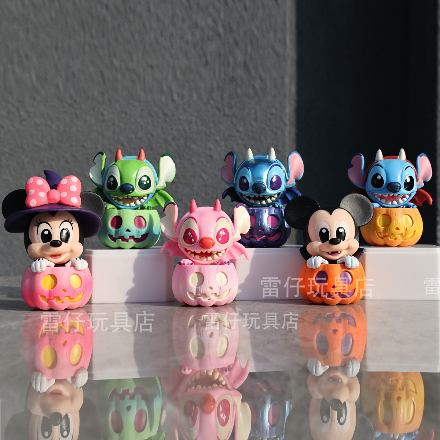 坐姿南瓜米奇史迪仔盲盒