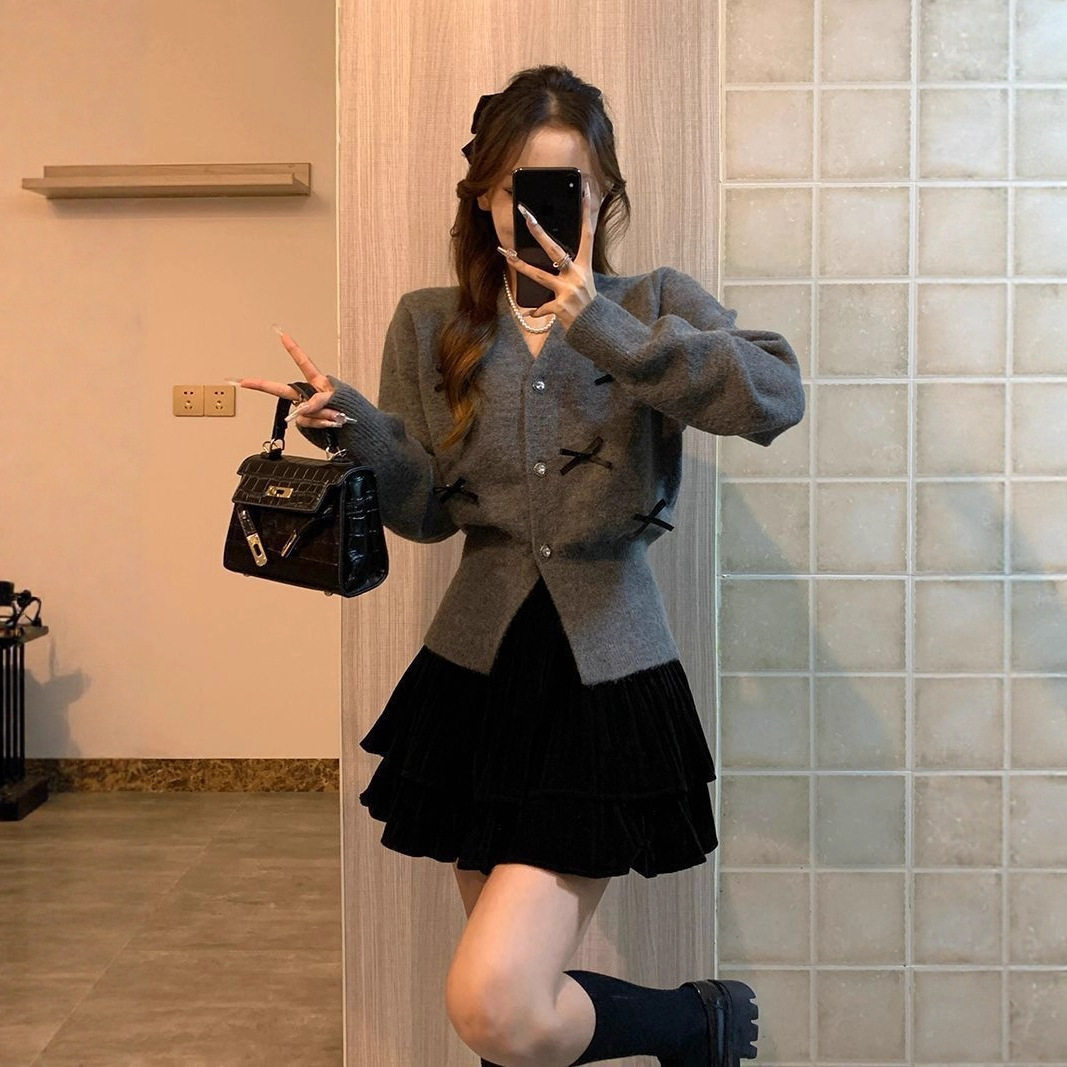 蝴蝶结设计感修身女外套针织衫女小香风开衫软糯灰色秋冬季上衣女