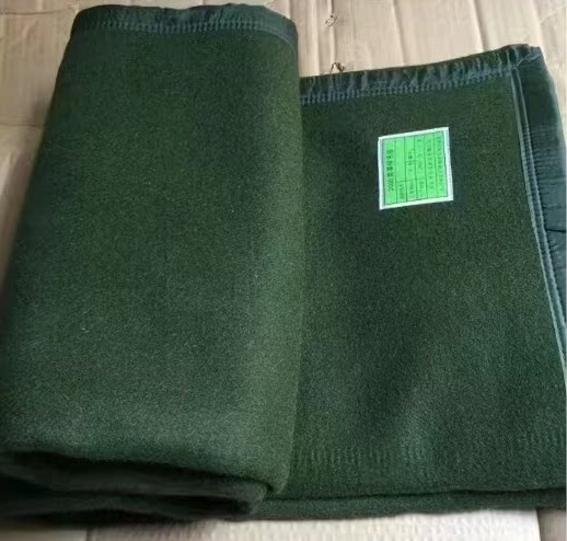 武汉三五零六工厂生产被子棉被棉絮床单被套墨绿色毛毯羊毛毯