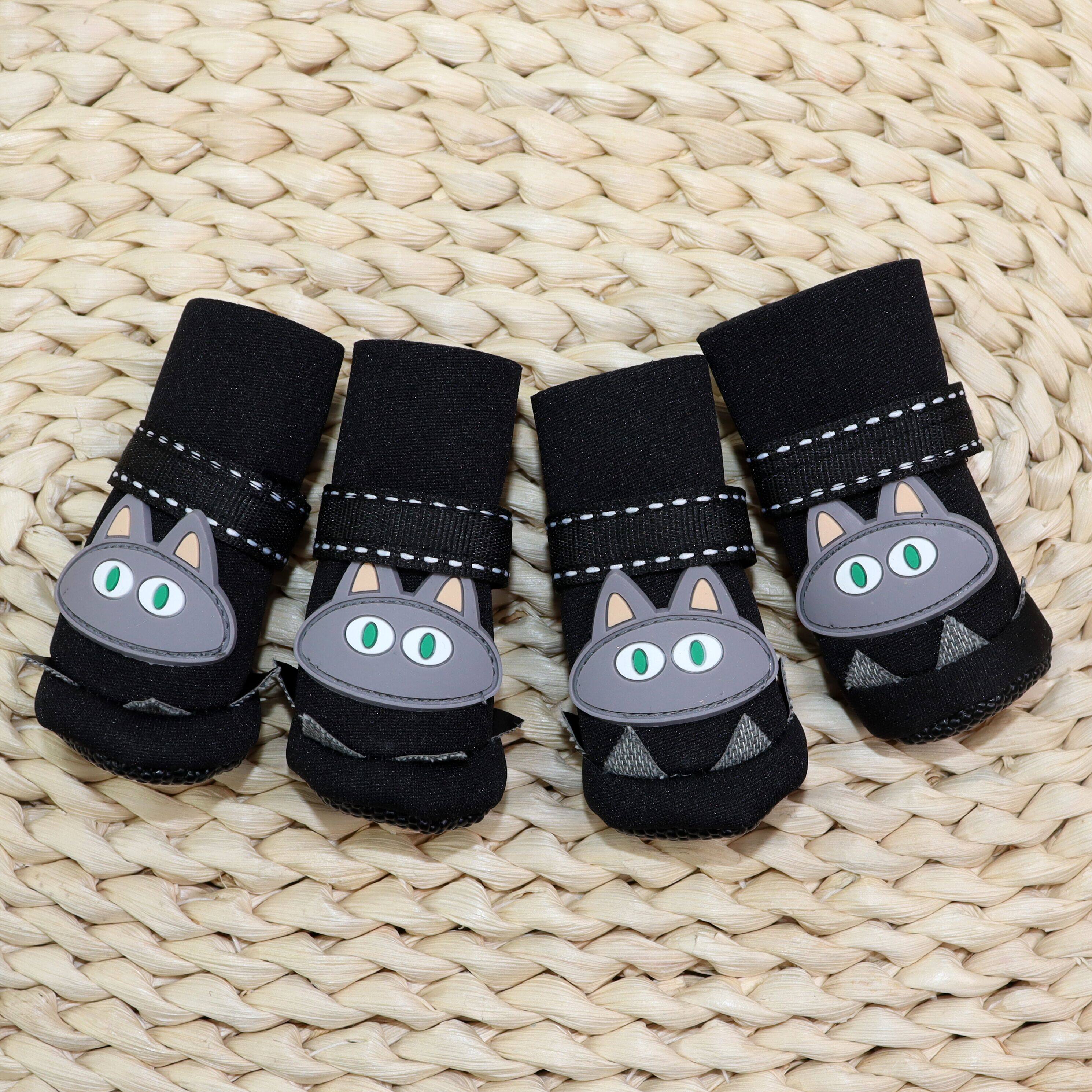 狗狗鞋子一套4只夏季透气小型犬小狗泰迪脚套比熊软底宠物鞋