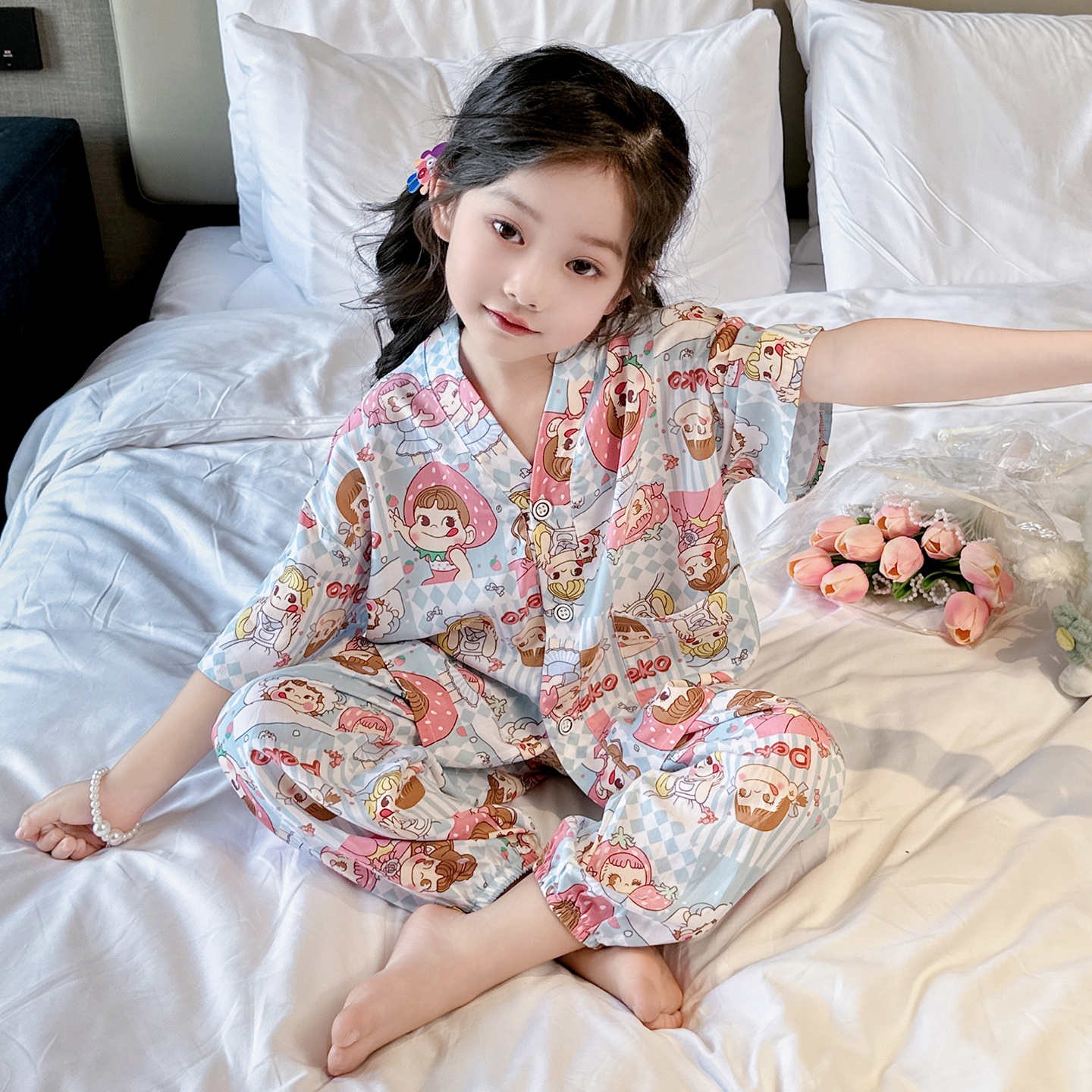 女童棉绸睡衣薄款夏季短袖小孩儿童中大绵绸空调家居服草莓牛套装