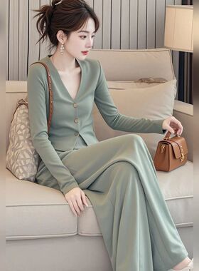 早秋两件套时尚套装慵懒气质绝美小洋装高级长裤V新款独特上衣领