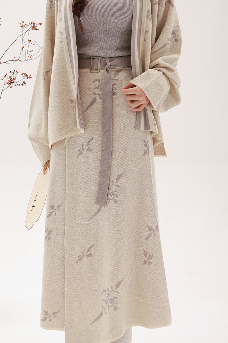 满桂陇汉服汉元素新中式秋叶卷草羊毛针织a字下裙现货