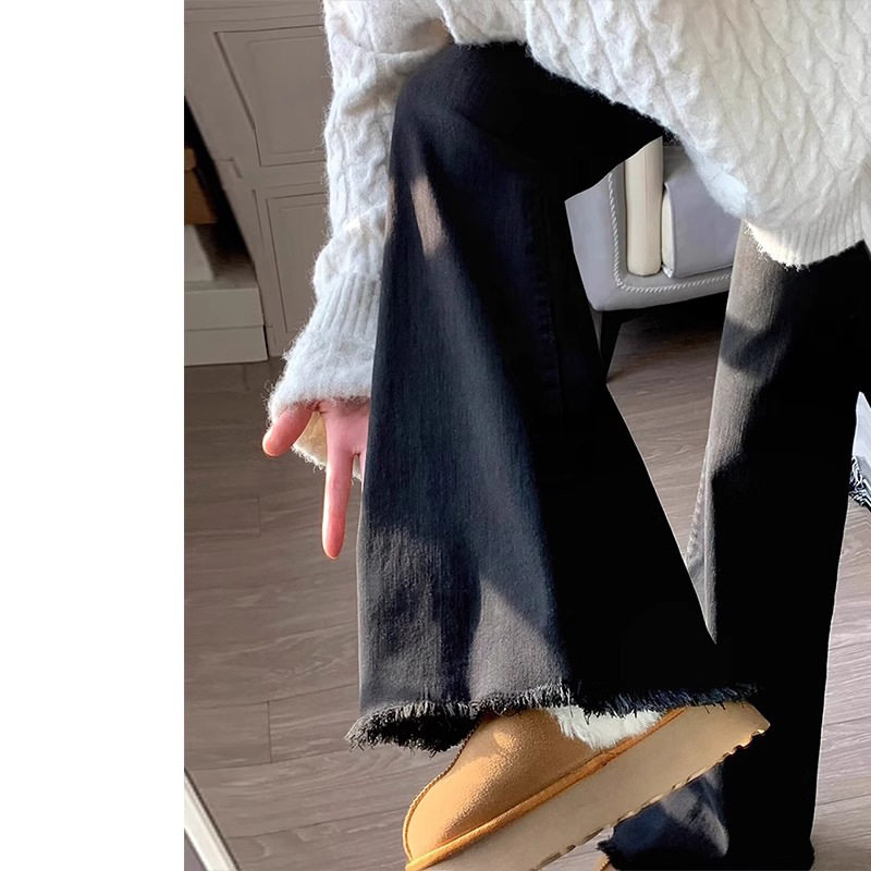 黑色梨形身材毛边微喇牛仔裤女2025夏大码胖mm高腰弹力显瘦喇叭裤
