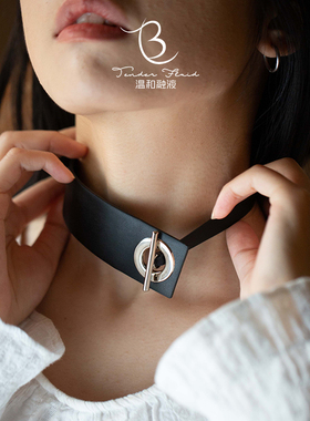一体式项圈锁骨链choker皮质简单拉拽款