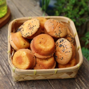 暖穗家 现做现发的老式无水鸡蛋糕 松软味浓 复古怀旧儿时老味道