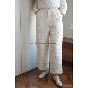 与她原创小众设计 宽松休闲加厚轻柔保暖绗缝羽绒丝棉九分长裤女