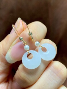 天然和田玉白玉公主扣耳坠一级白色泽油亮水头极好性价比高