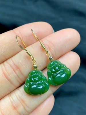 天然和田碧玉弥勒佛耳坠15-16m左右阳绿料子细腻色泽油亮水头极好