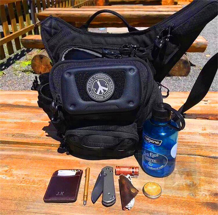 Maxpedition美马WLF2大型鞍袋背包户外战术斜挎单肩包相机包机能