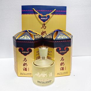 新品草原乌兰47度600ml马奶酒内蒙特产蒸馏型微黄箱装送礼品袋