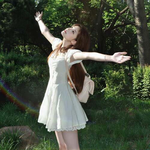 六月苒季白色泡泡洋装女夏IBI清纯初恋个子生日短款袖收腰公主小