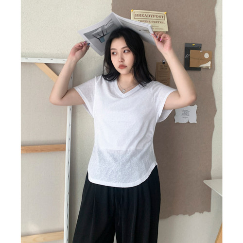 CV大码女装V领宽松短袖T恤