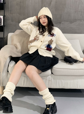 CV大码女装 春季新款复古圆领提花小熊毛衣针织开衫新年减龄上衣