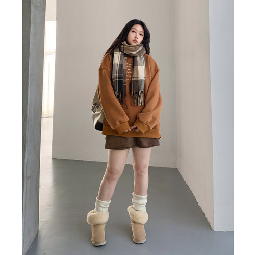 圆领加绒字母睫毛绣刺绣连帽卫衣