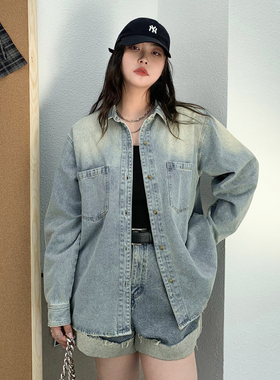 CV大码女装 春季新款宽松渐变水洗磨白翻领撞色扣牛仔衬衫胖MM女