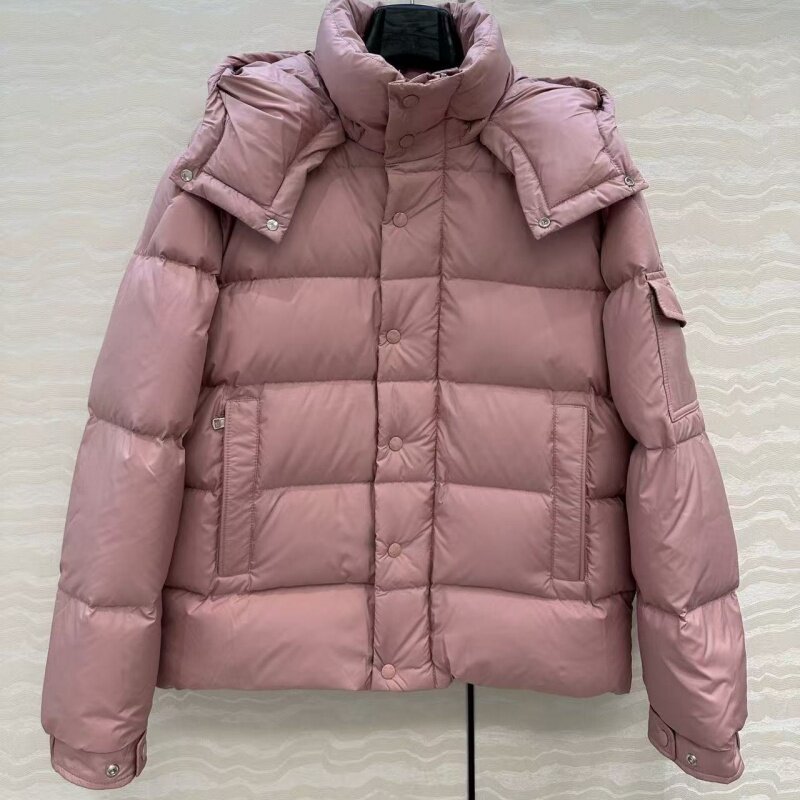 国标90白鹅绒连帽羽绒服女