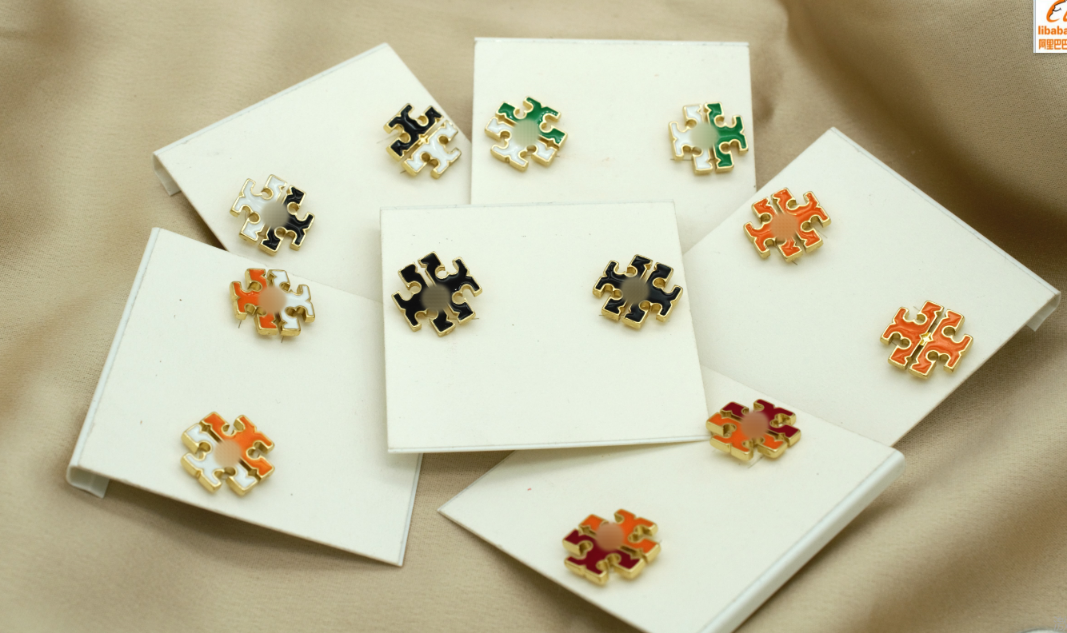 彩釉耳钉合金时尚无女